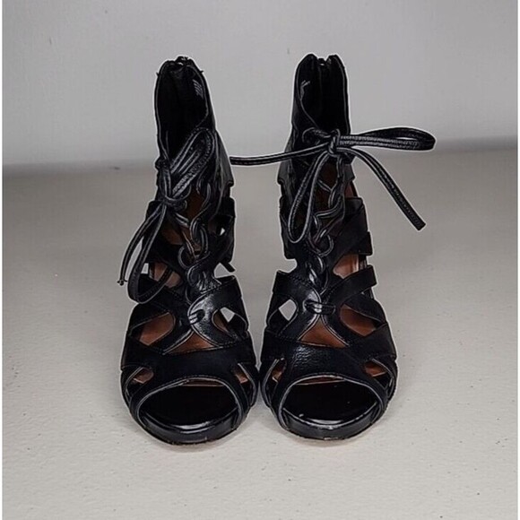 Halogen Black Strappy Leather Stiletto Heels Pumps Women's Size 5 EUC - Picture 4 of 9